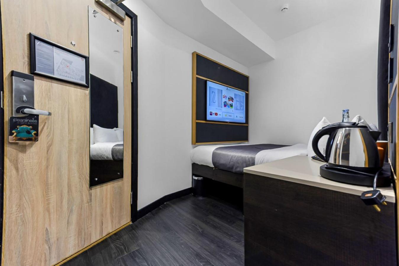 The Z Hotel Trafalgar Londra Esterno foto
